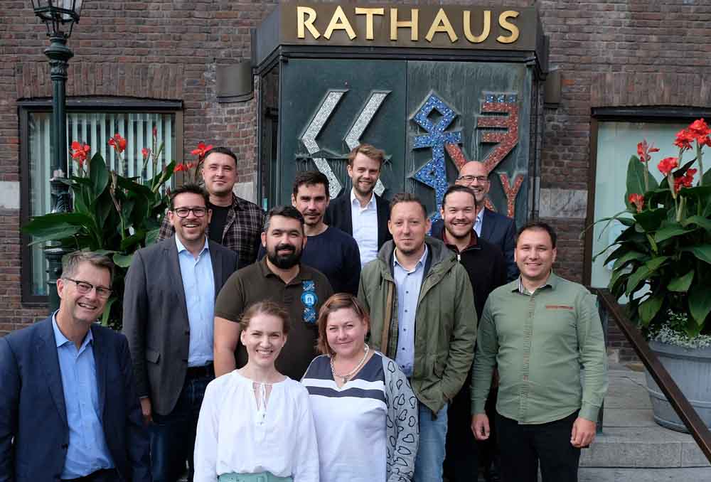 Stefan Ferber, Leiter des Amtes für Umwelt- und Verbraucherschutz, empfing die Delegation aus Czernowitz sowie Vertreterinnen und Vertreter des deutsch-ukrainischen Städtetandems Hoyerswerda und Novovolynsk