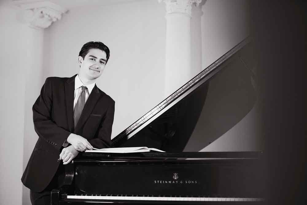 Martin Morales am Klavier