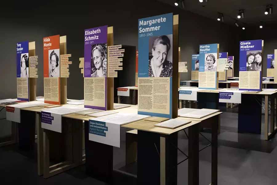 Blick in die Ausstellung „Frauen im Widerstand gegen den Nationalsozialismus“