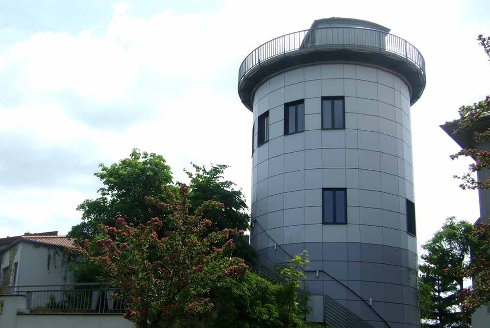 Sternwarte und Planetarium in der Schweriner Weinbergstraße