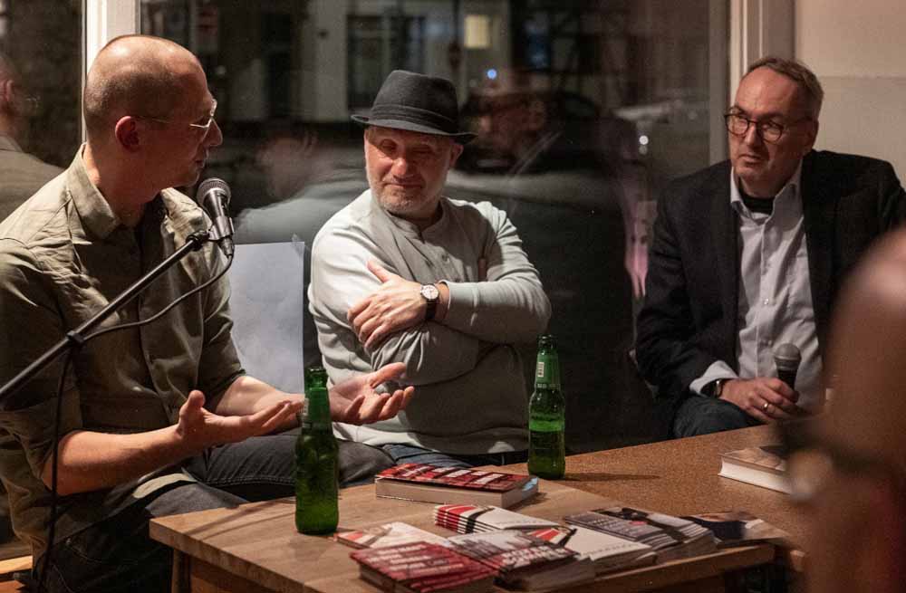 Dr. Thomas Hoeps beim "Unabhängigen-Abend" mit dem Pendragon Verlag