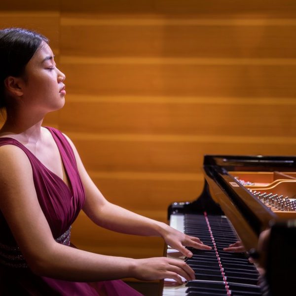 Klavierabend der Pianistin Mona Kuribayashi im Schloß Borbeck