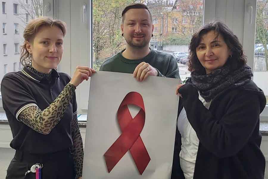 Soph Prickler, Kevin Kocur und Sükran Eroglu von der Beratungsstelle HIV/AIDS und STI der Stadt Essen