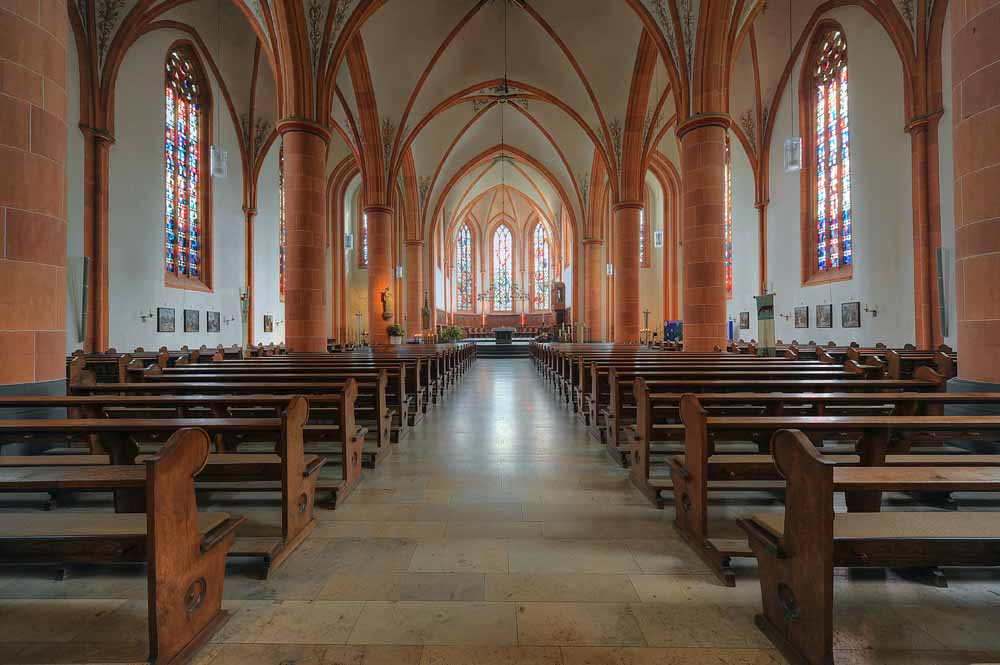 Blick in die Kirche St. Remigius