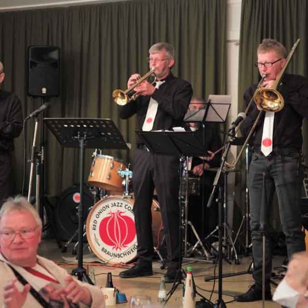 Braunschweig: Adventsmatinee mit der Red Onion Jazz Company