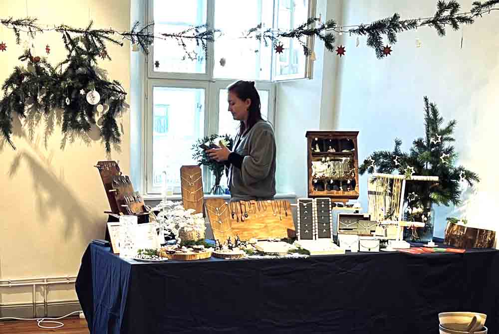 Stand beim „Advent im Hof"
