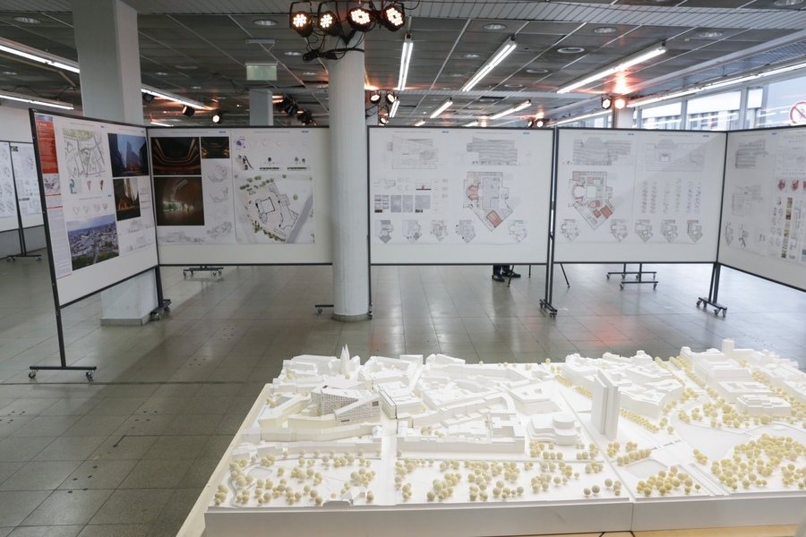 Blick in die Ausstellung "Opernhaus der Zukunft"