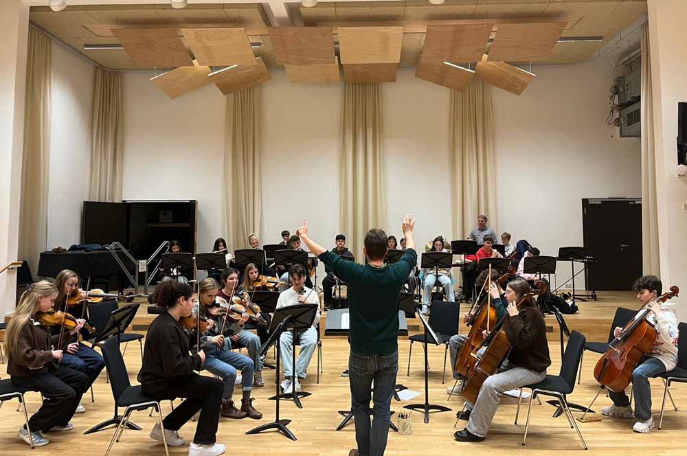 Proben des Jugendsinfonieorchesters der Musikschule