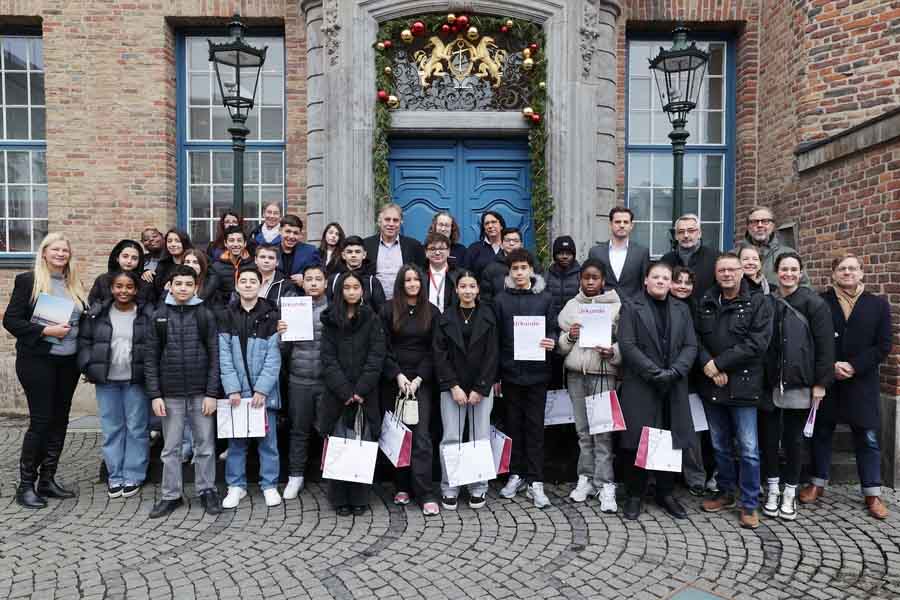 Gruppenfoto neue Fahrzeugbegleiter