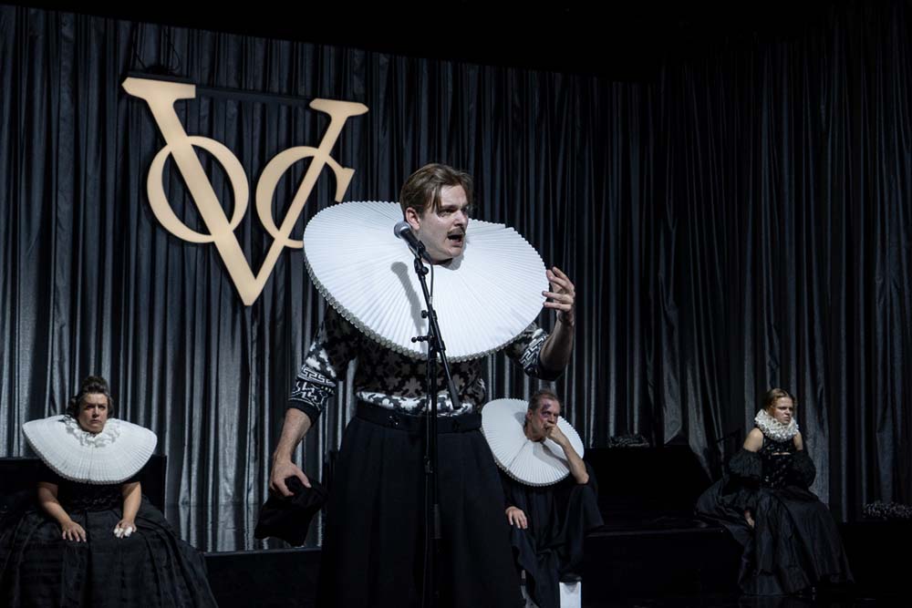 Szene aus "Der zerbrochne Krug. Tambora"