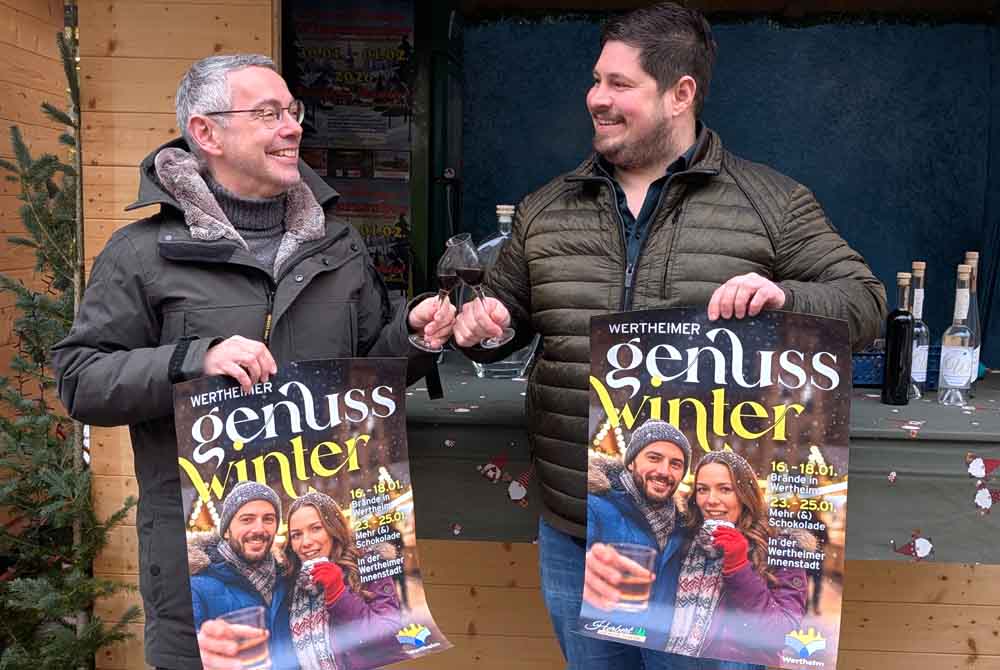 Altstadtmanager Christian Schlager und Florian Herbert von der Firma Herbert Festbetriebe