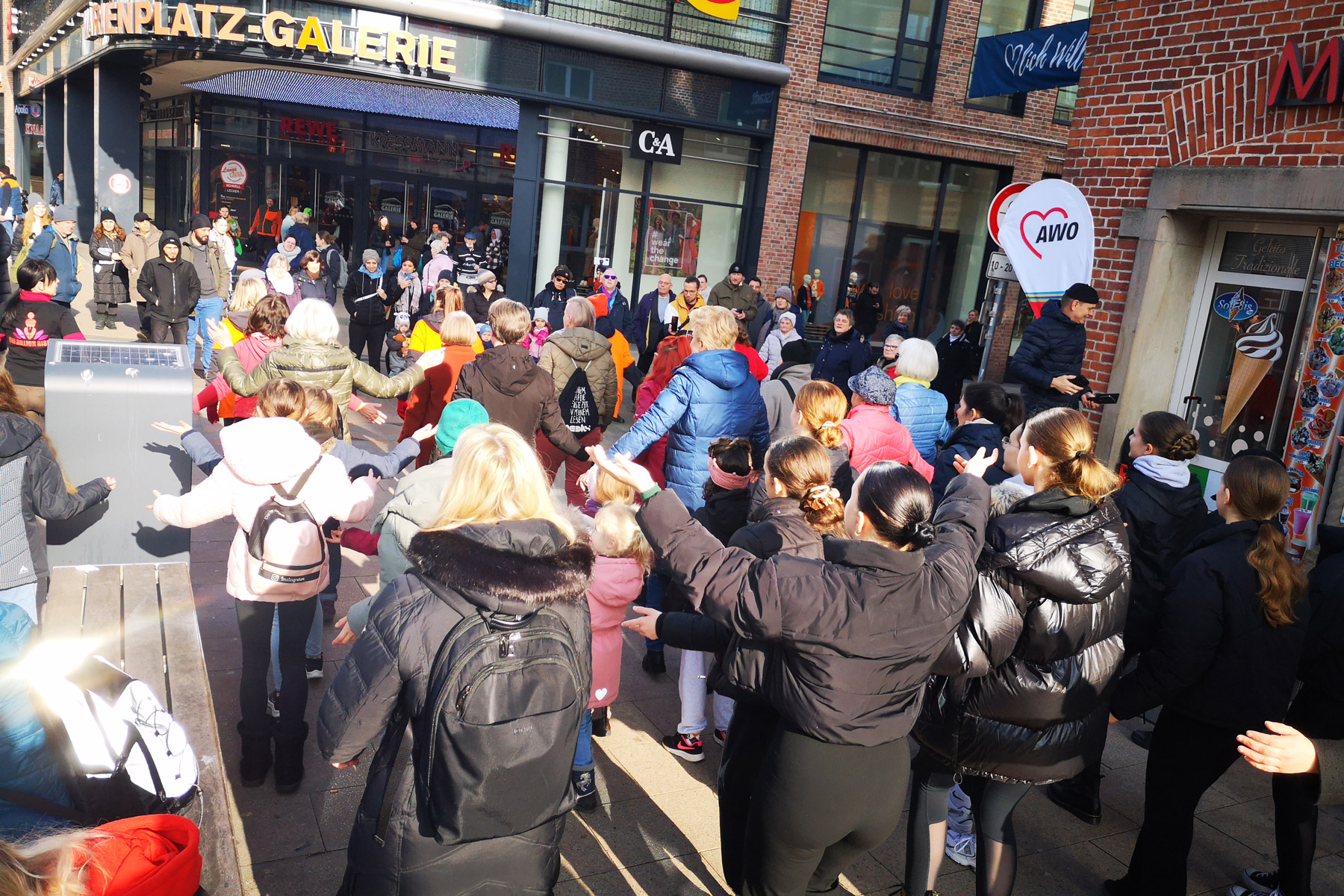 Tanzworkshop in Schwerin zur Kampagne „One Billion Rising“