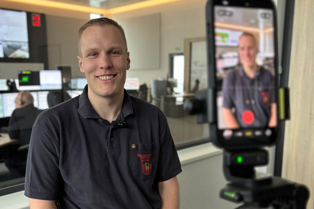 Leitstelle_Märkischer_Kreis_Disponent_CC-Hannah-Heyn