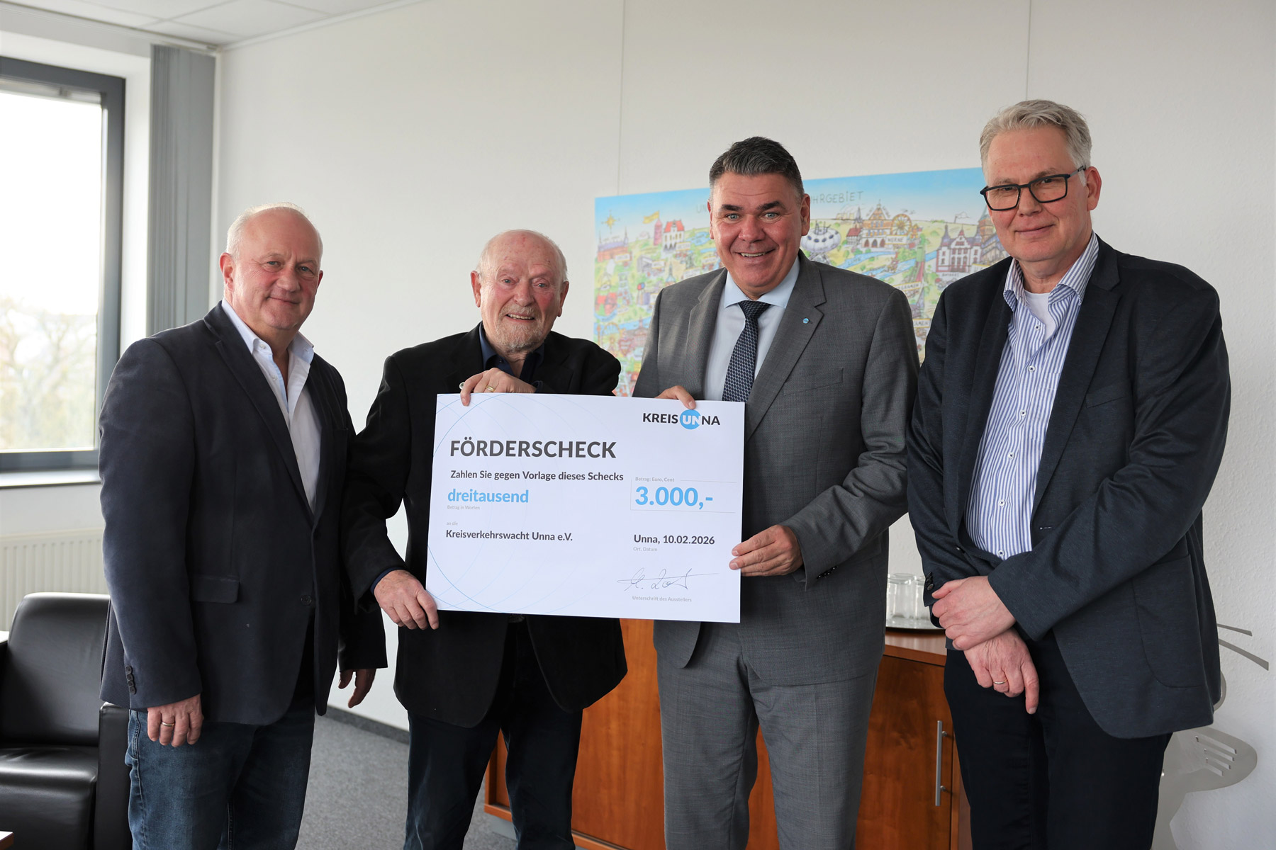 Kreisverkehrswacht Unna freut sich über 3.000 Euro