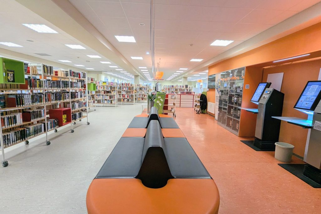 Schwerin eröffnet erste Open Library in Mecklenburg-Vorpommern