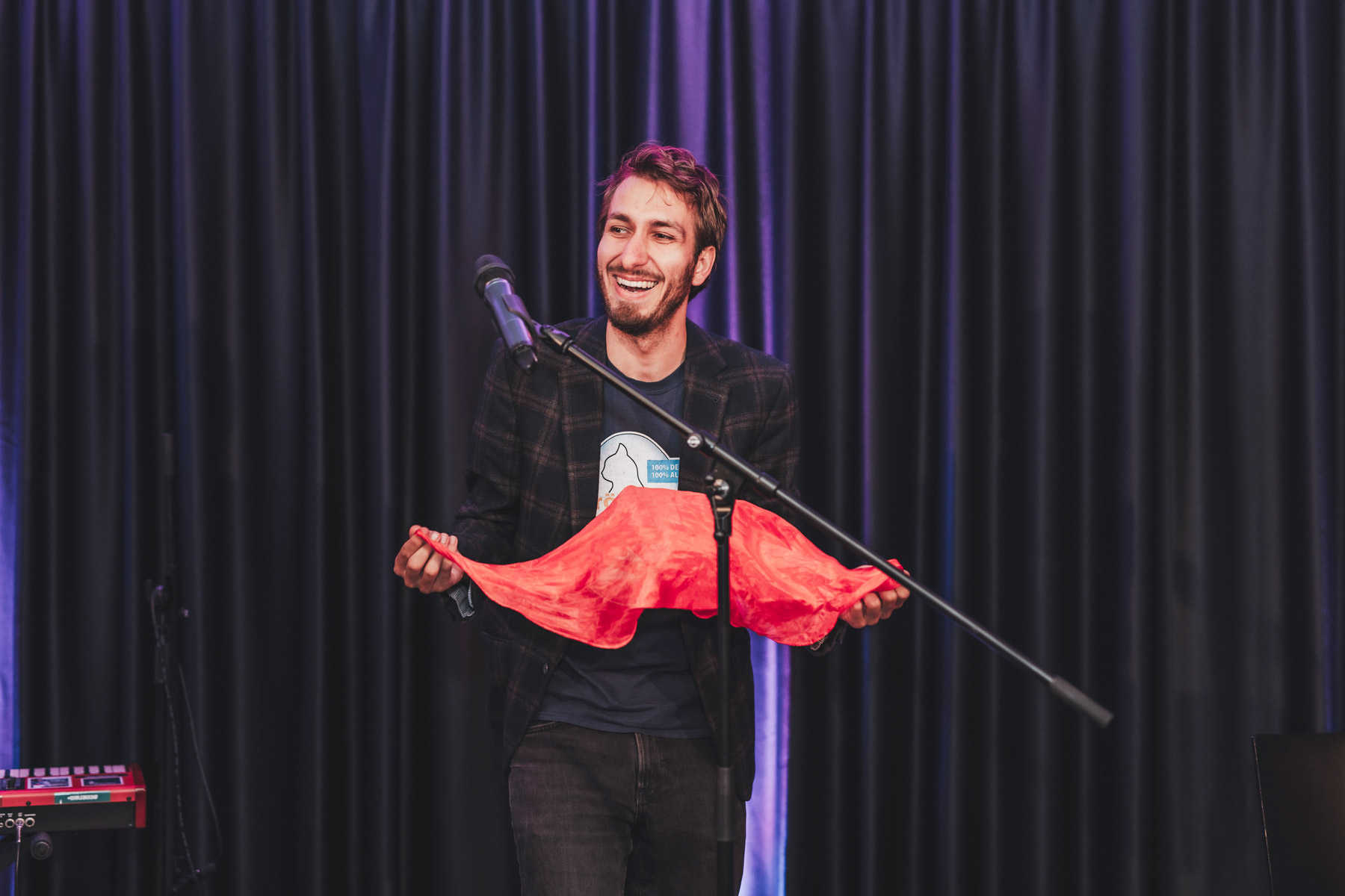 Zauberei und Comedy mit Toby Rudolph im FARB Borken