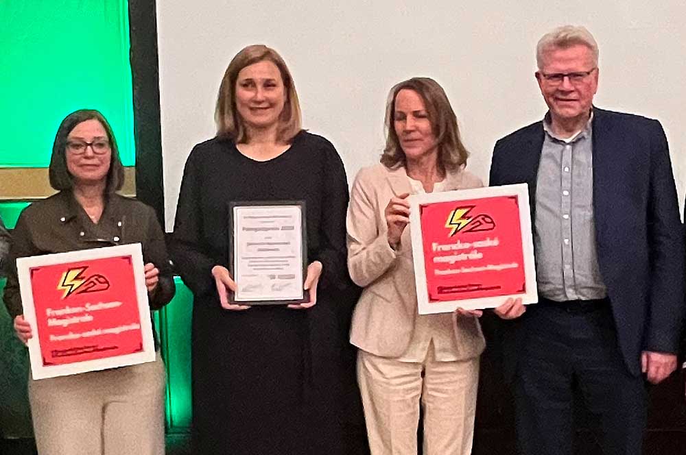 Laudatorin Yvonne Magwas, Oberbürgermeisterin Constance Arndt (Zwickau), Oberbürgermeisterin Eva Döhla (Hof) und Oberbürgermeister Thomas Ebersberger