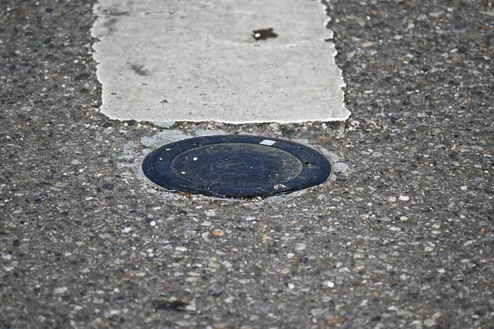 Sensor in der Fahrbahn