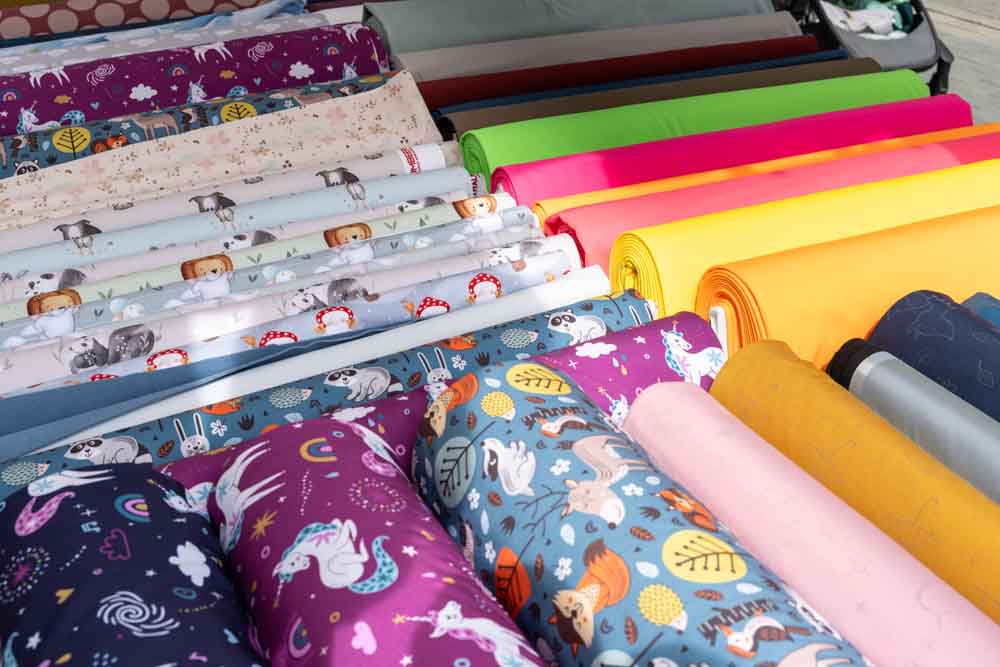 Verschiedene Arten von Stoffen