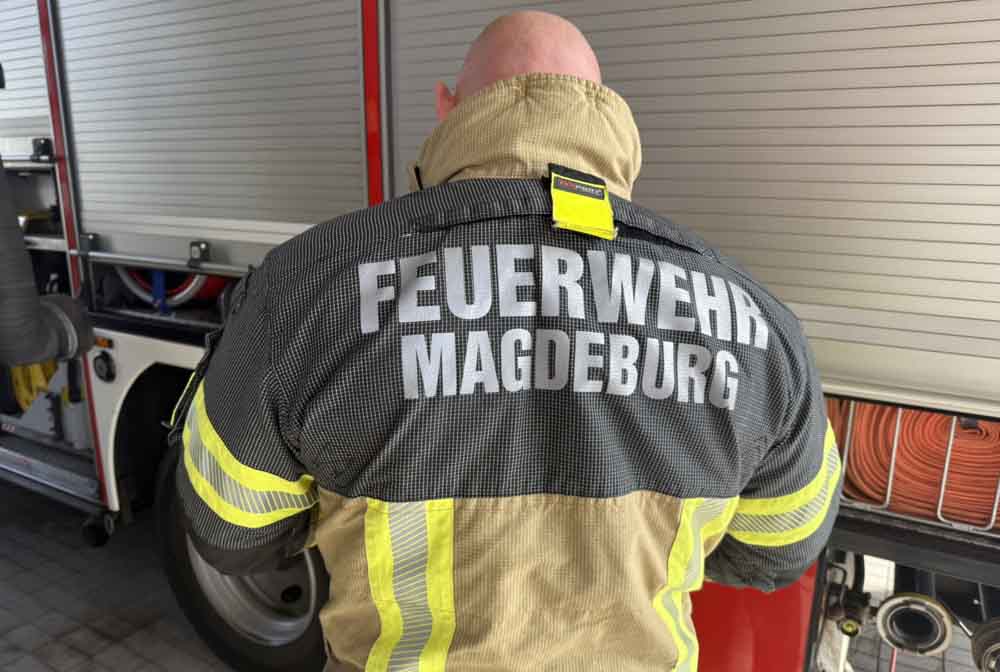 Einsatzbekleidung Jacke Feuerwehr Magdeburg