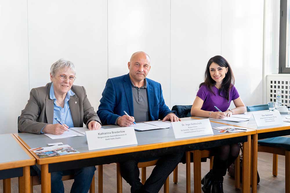 Die Beigeordneten Eter Hachmann (Dessau-Roßlau), Dr. Ingo Gottschalk (Magdeburg) und Katharina Brederlow (Halle)