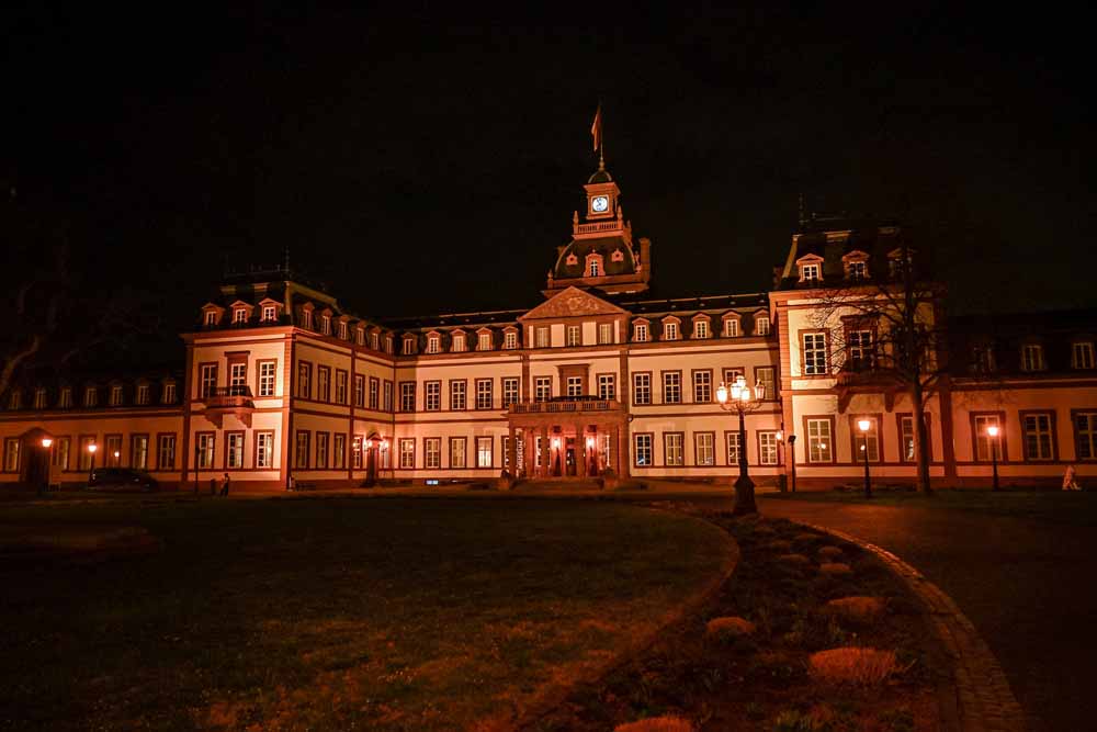 Schloss Philippsruhe bei Nacht
