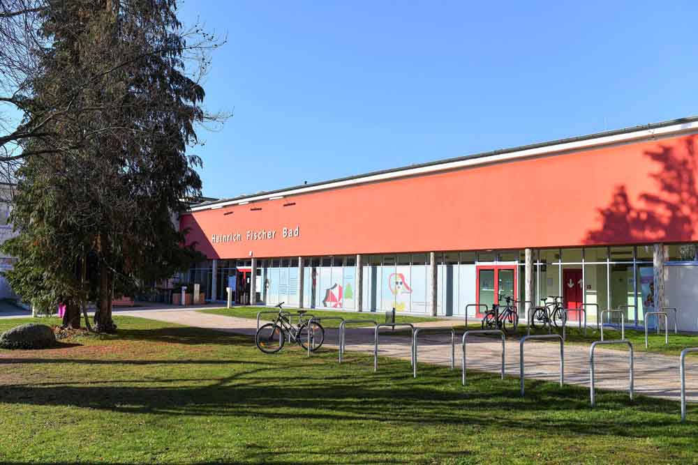 Außenansicht Heinrich-Fischer-Bad in Hanau