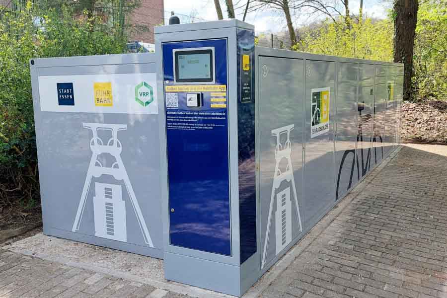 Die neuen Fahrradboxen am Holthausener Bahnhof