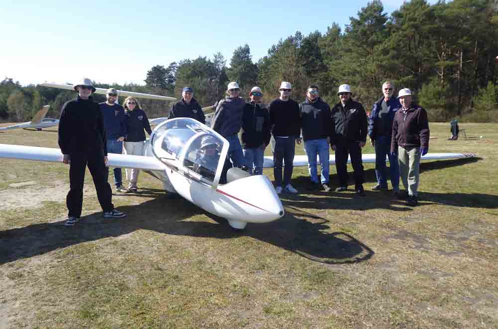 Mitglieder des Vereins für Segelflug Krefeld e. V.