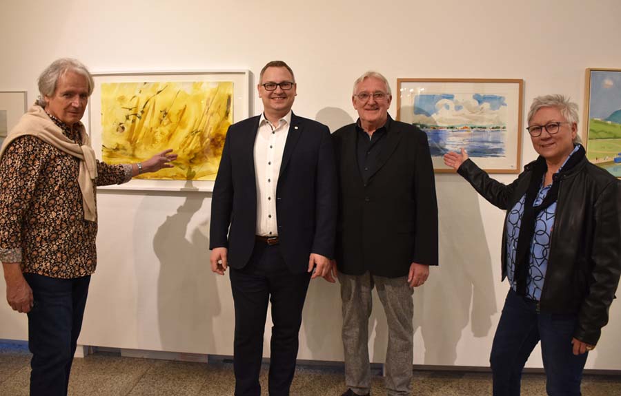 Eröffnung der Ausstellung "Farben im Dialog"