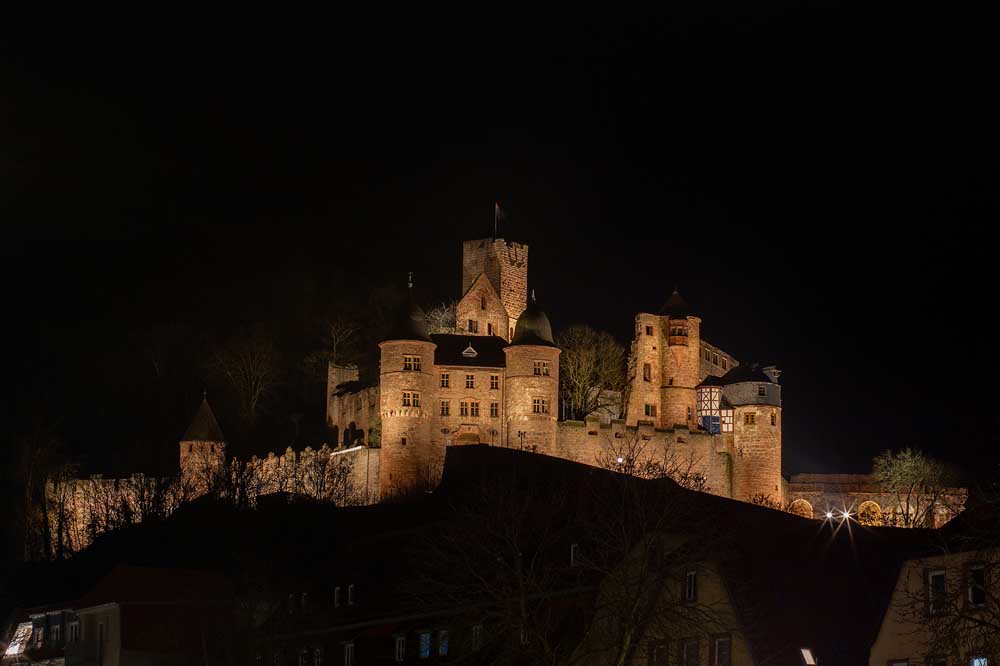 Wertheimer Burg beleuchtet
