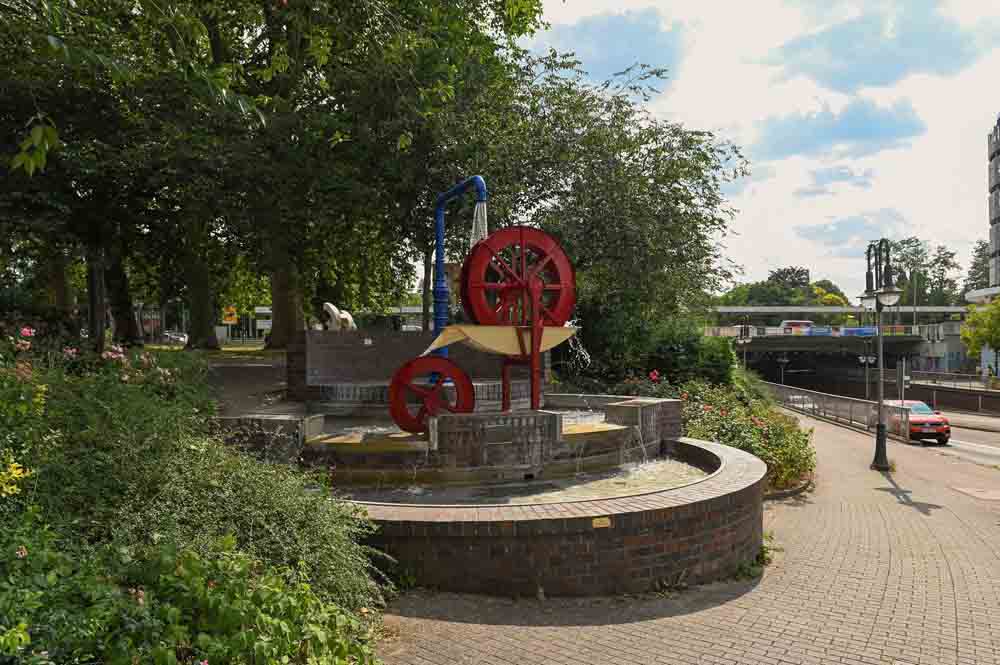 Brunnen vor dem Kanaltor