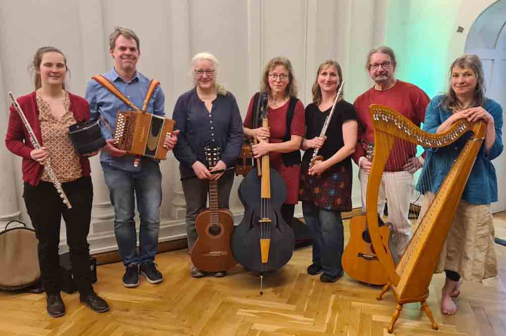 Tanzband „Folk-Tanz-Fusion“