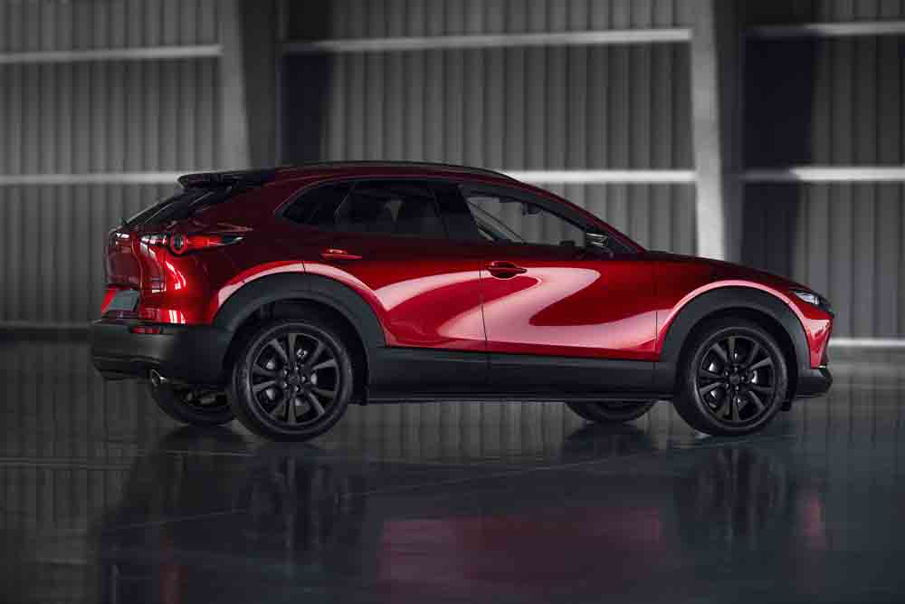 Mazda CX-30 2027, Homura Plus, Soul Red Crystal, außen