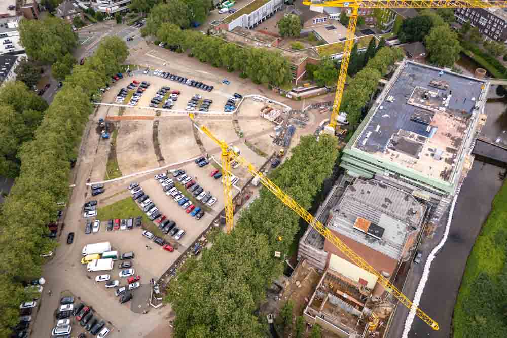 Luftbild - Parkplätze auf dem Berliner Platz