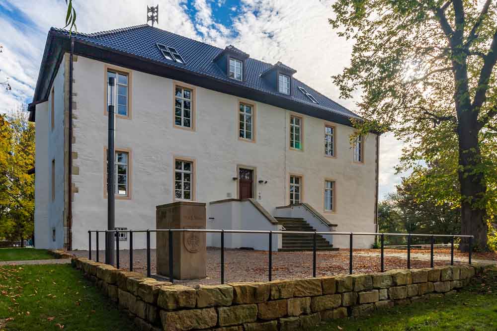Burg Botzlar Außenansicht