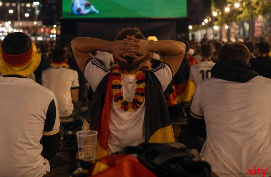 Deutschland scheidet nach Elfmeter-Krimi aus