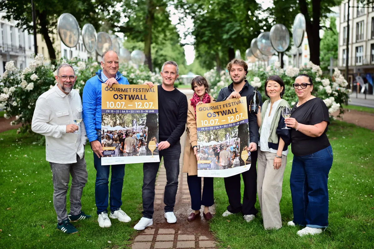 abian de Cassan, Christoph Borgmann, Hendrik Schellkes, Claire Neidhardt, Teodoro Alfano, Kyoung-Ok Kim und Rosa Alfano