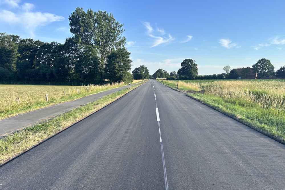 Blick auf die sanierte Kreisstraße 66