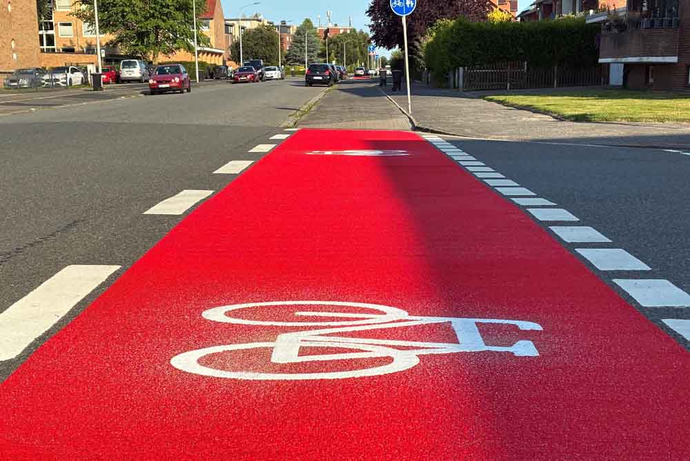 Rote Markierung in der Wagnerstraße