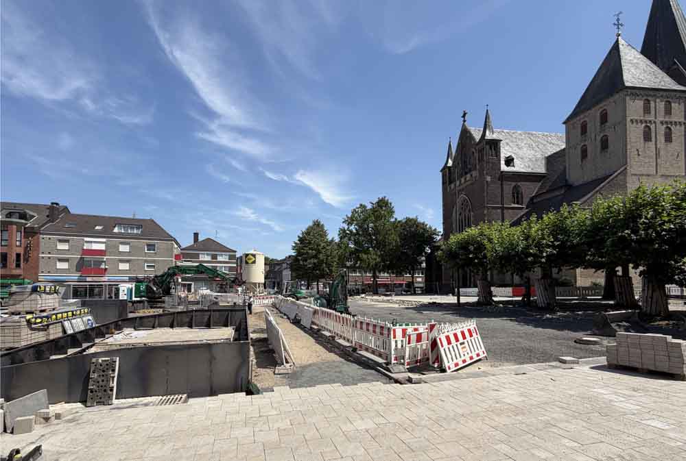 Blick auf die Baustelle am Mühlentorplatz