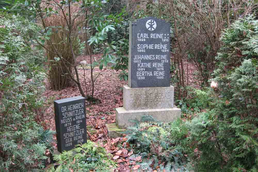 Grabstätte Reine auf dem Neuen Friedhof Rostock