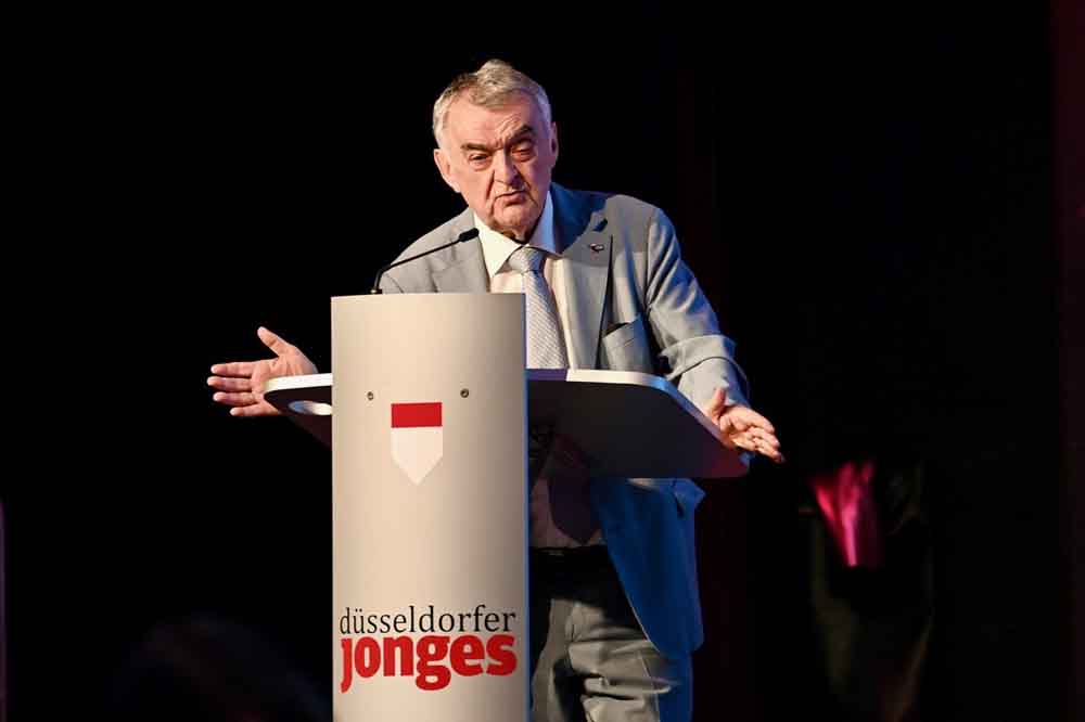 Innenminister Herbert Reul bei seiner Rede beim Heimatabend
