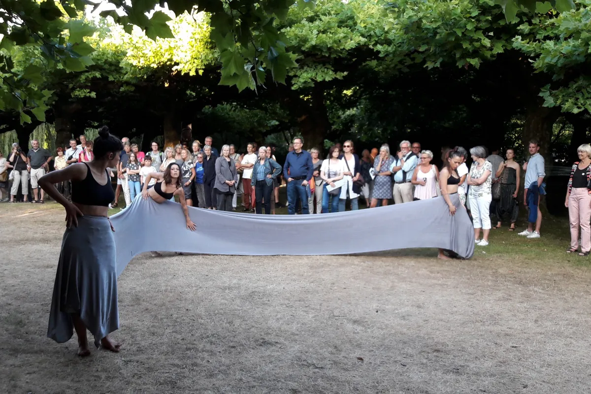 Die Cooperativa Maura Morales 2018 beim "Move in Town" im Schönwasser-Park in Krefeld