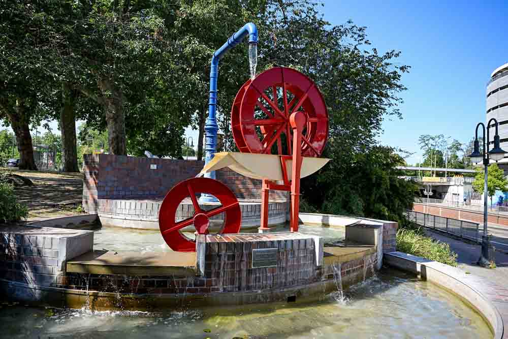 Brunnen am Kanaltorplatz