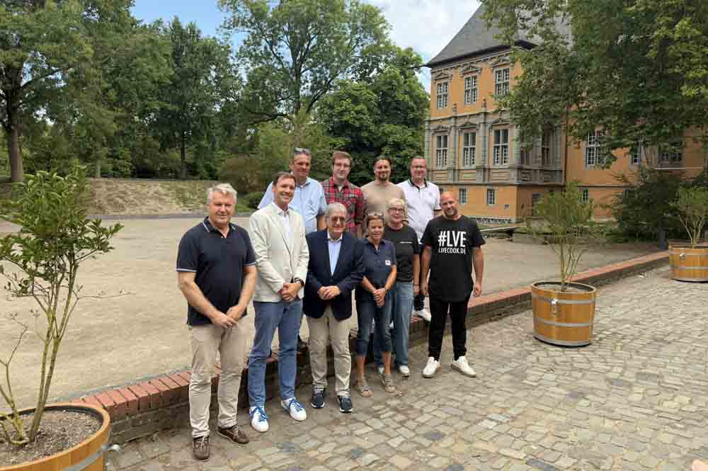 Team und Unterstützer der SommerMusik Schloss Rheydt
