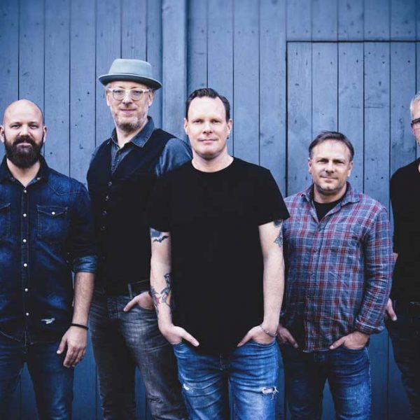 „Brothers in Arms“ spielen auf Burg Wertheim