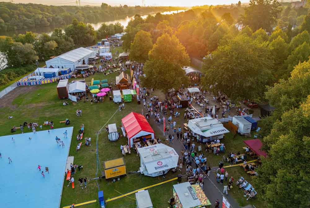 Luftbild: Bürgerfest auf den Mainwiesen
