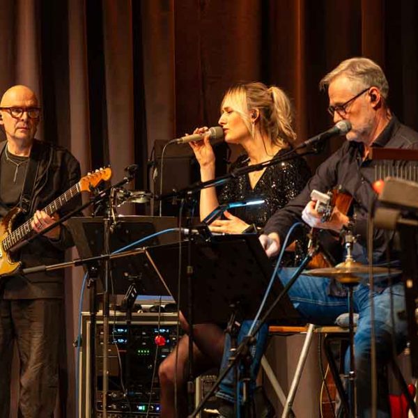 „Good Wood“ spielt in der Fabrikanlage Maste-Barendorf