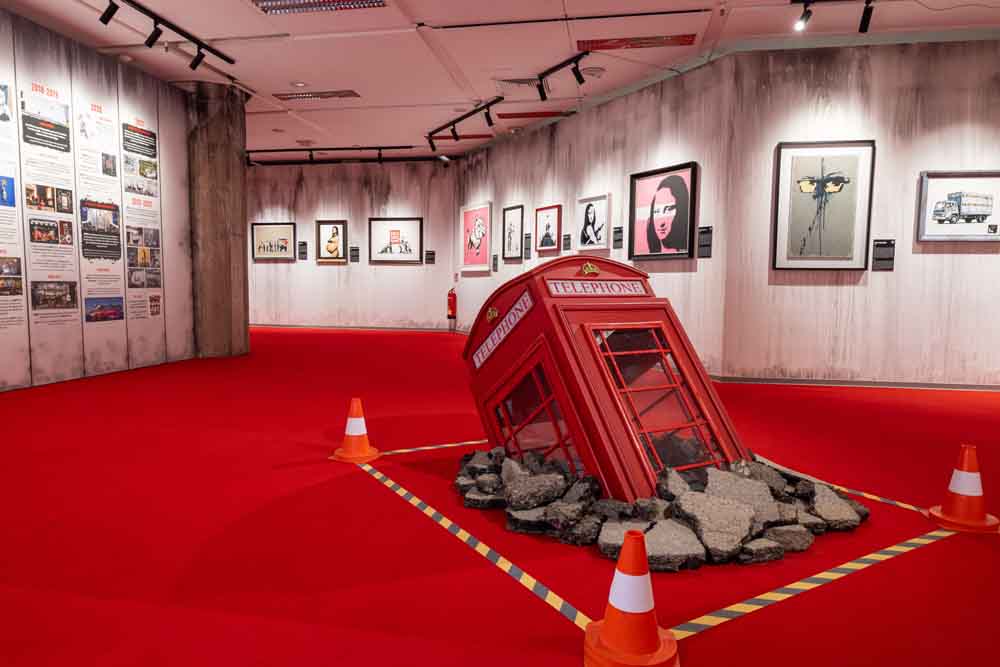 Blick in die Banksy-Ausstellung im Stadthof